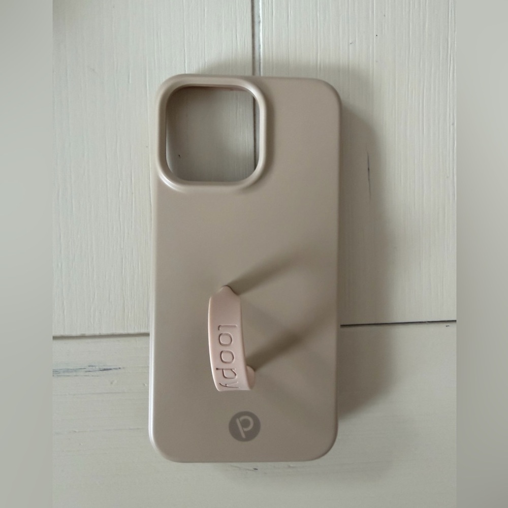 iPhone 15 Pro Max Loopy Beige Phone Case with Grip